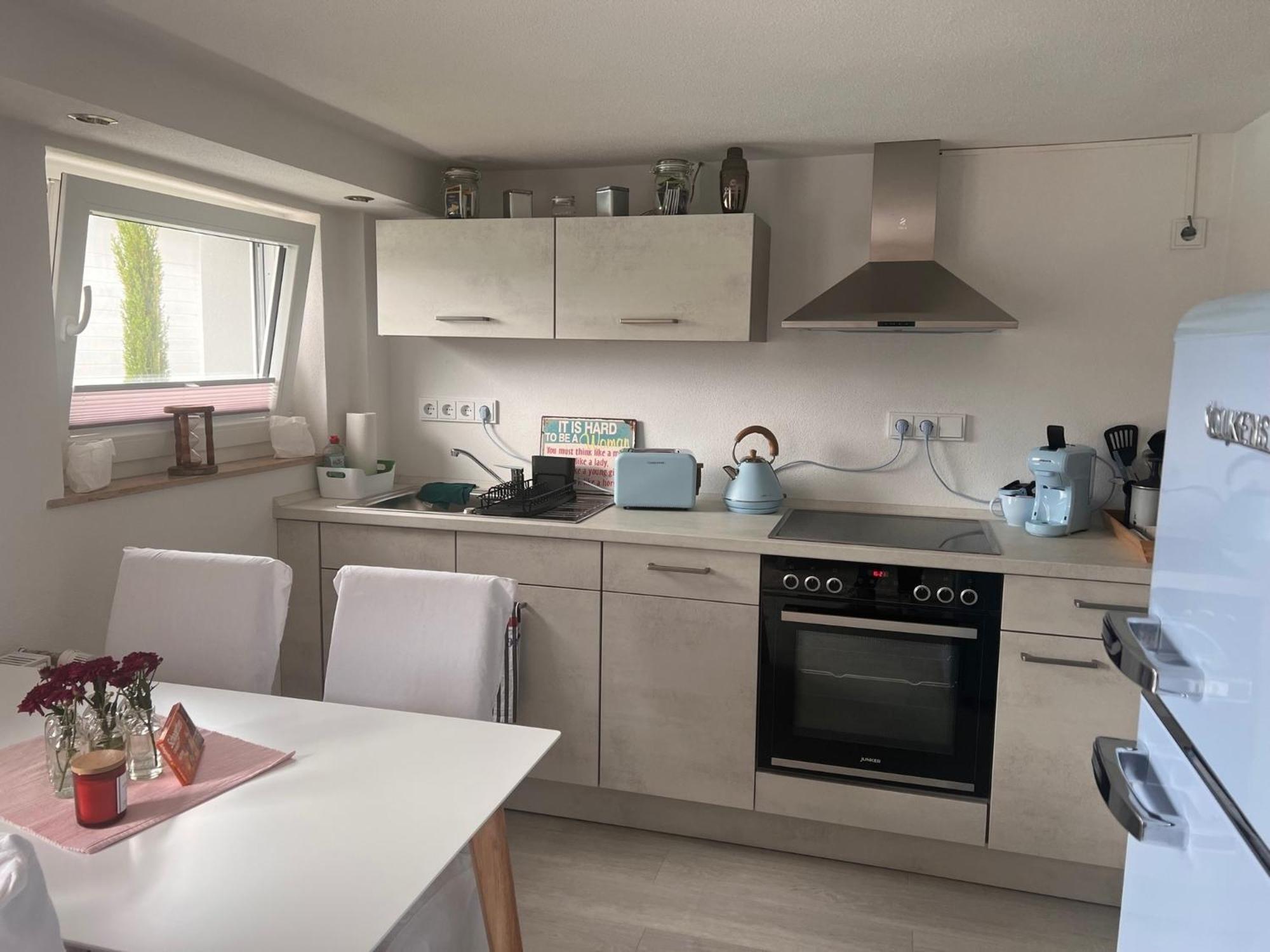 Charmante Einliegerwohnung, 3 Zimmer In Ruhiger Wohnlage, 60Qm, Mit Gemuetlicher Suedterrasse Marburg Kültér fotó